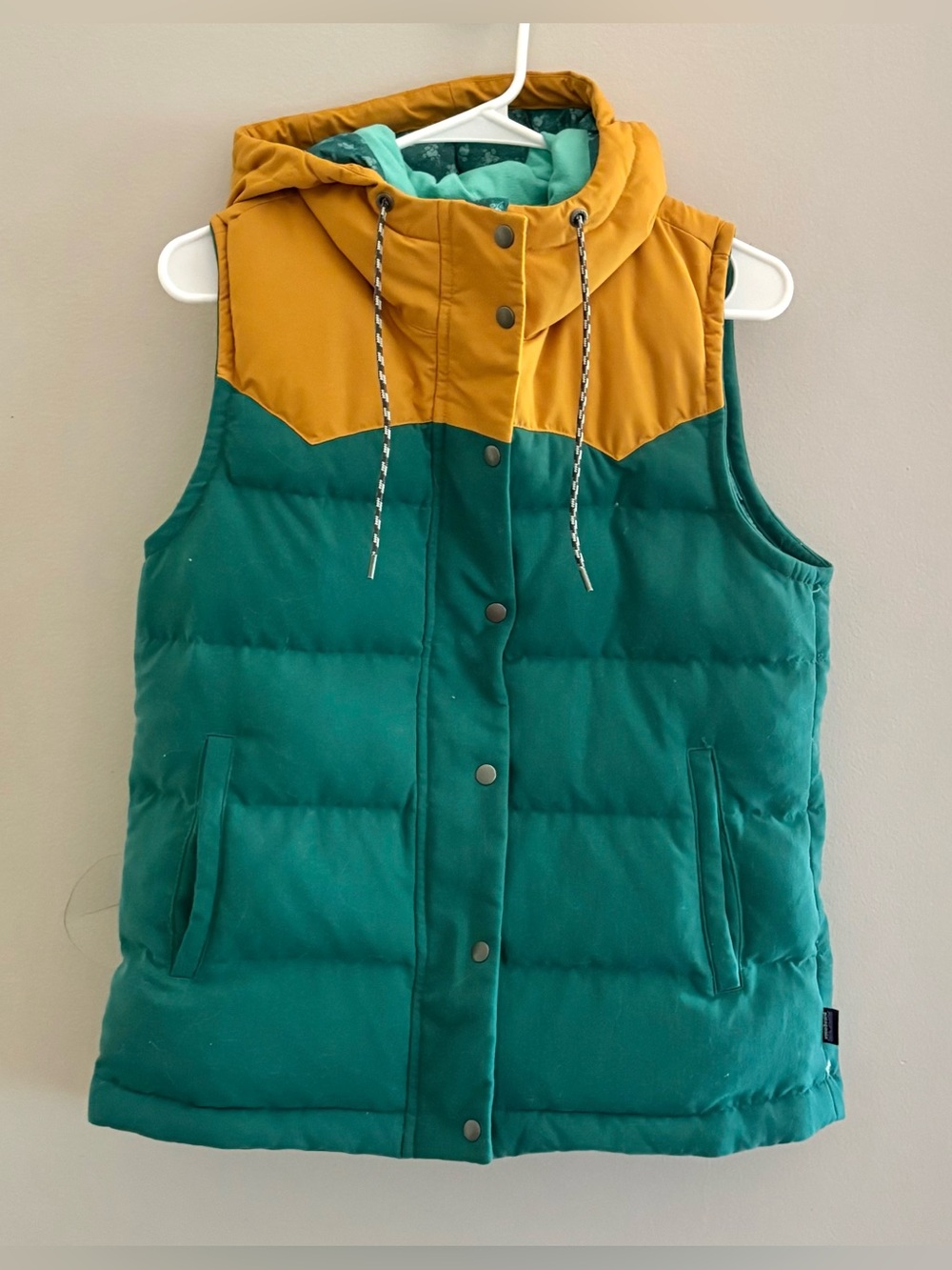 Patagonia Bivy Hooded Down Vest Arbor Green/Mustard | Size M - Picture 4 of 10